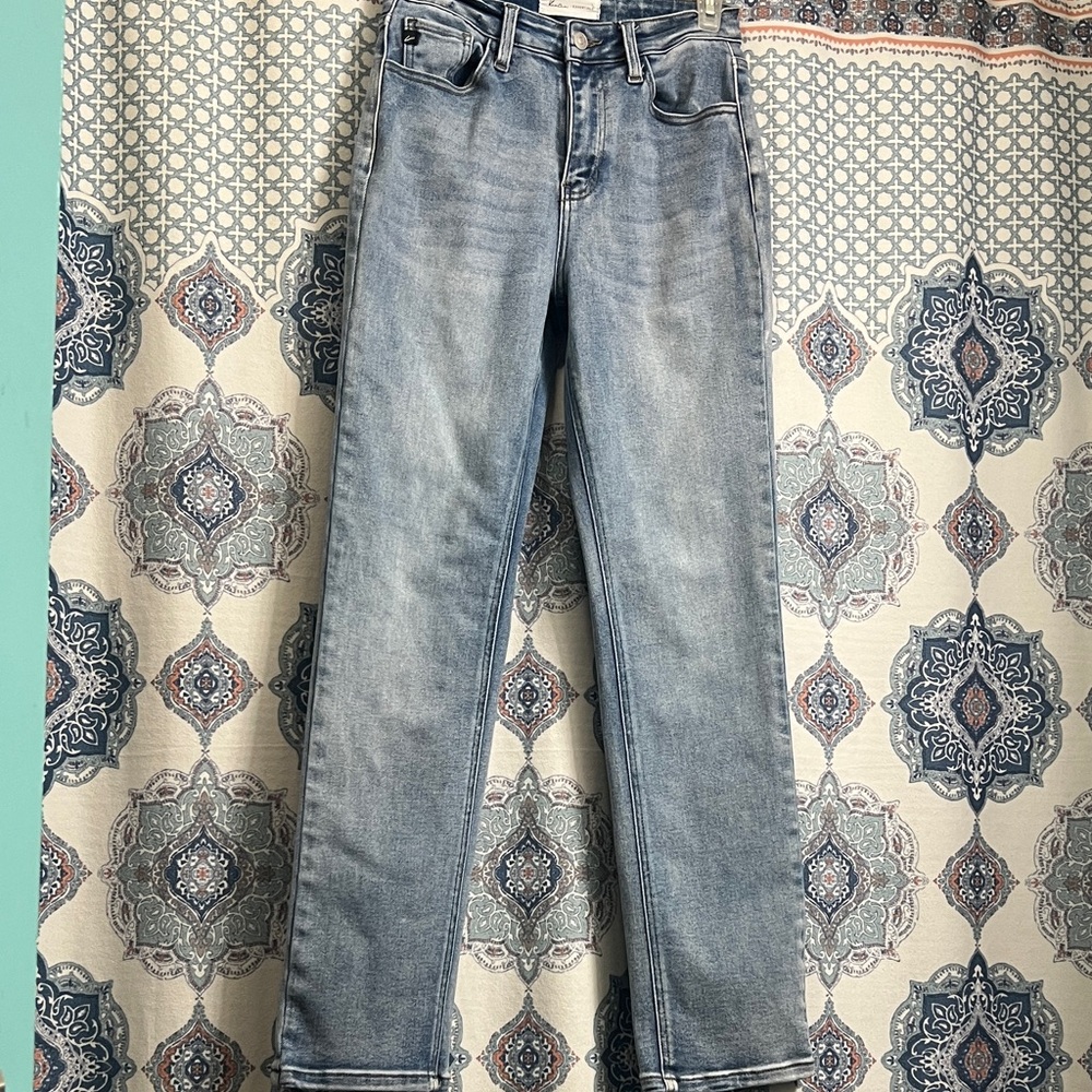 KanCan Classic Blue Women's Jeans Straight Leg Size 26 Average length